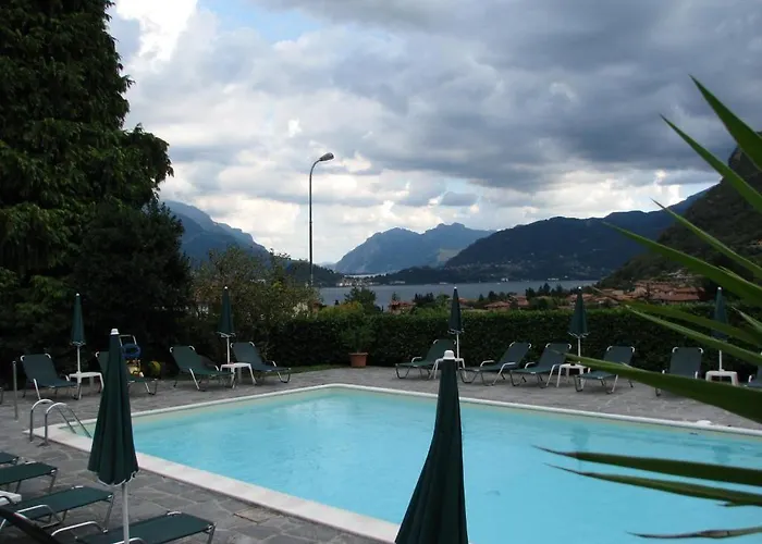 호텔 Royal 메나지오