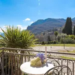 Royal Hotel